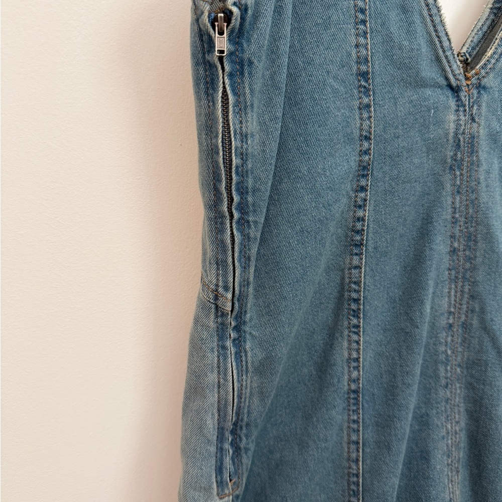 Denim V-Neck Sleeveless Dress - Picture 3 of 3